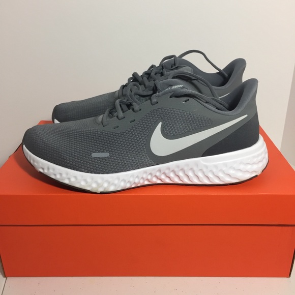 Nike Shoes Nike Revolution 5 Mens 1 Wide 4e Running Shoes Poshmark